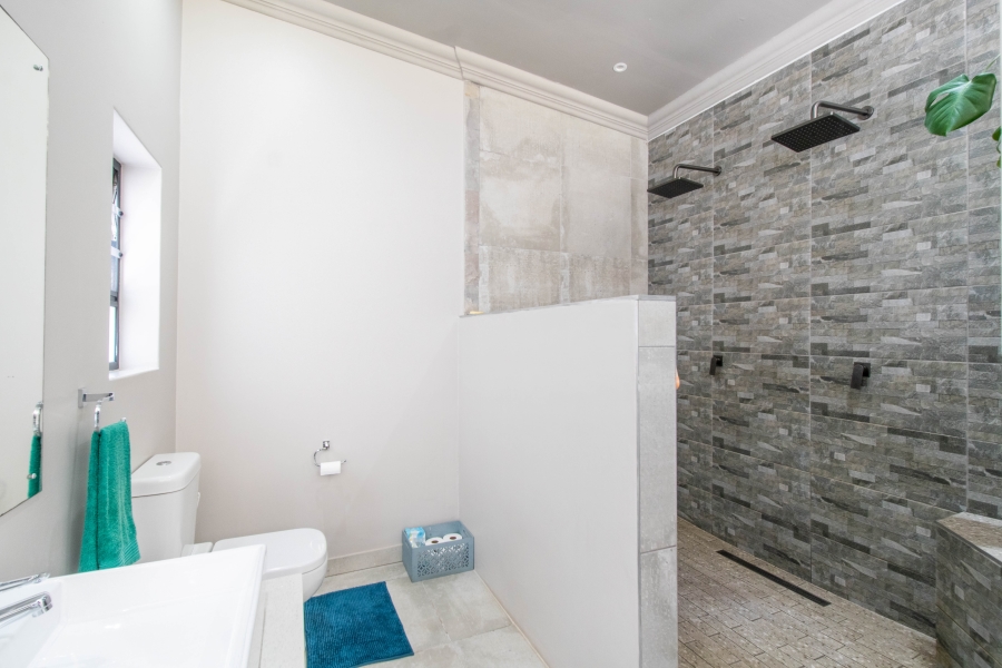 4 Bedroom Property for Sale in Mossel Bay Central Western Cape